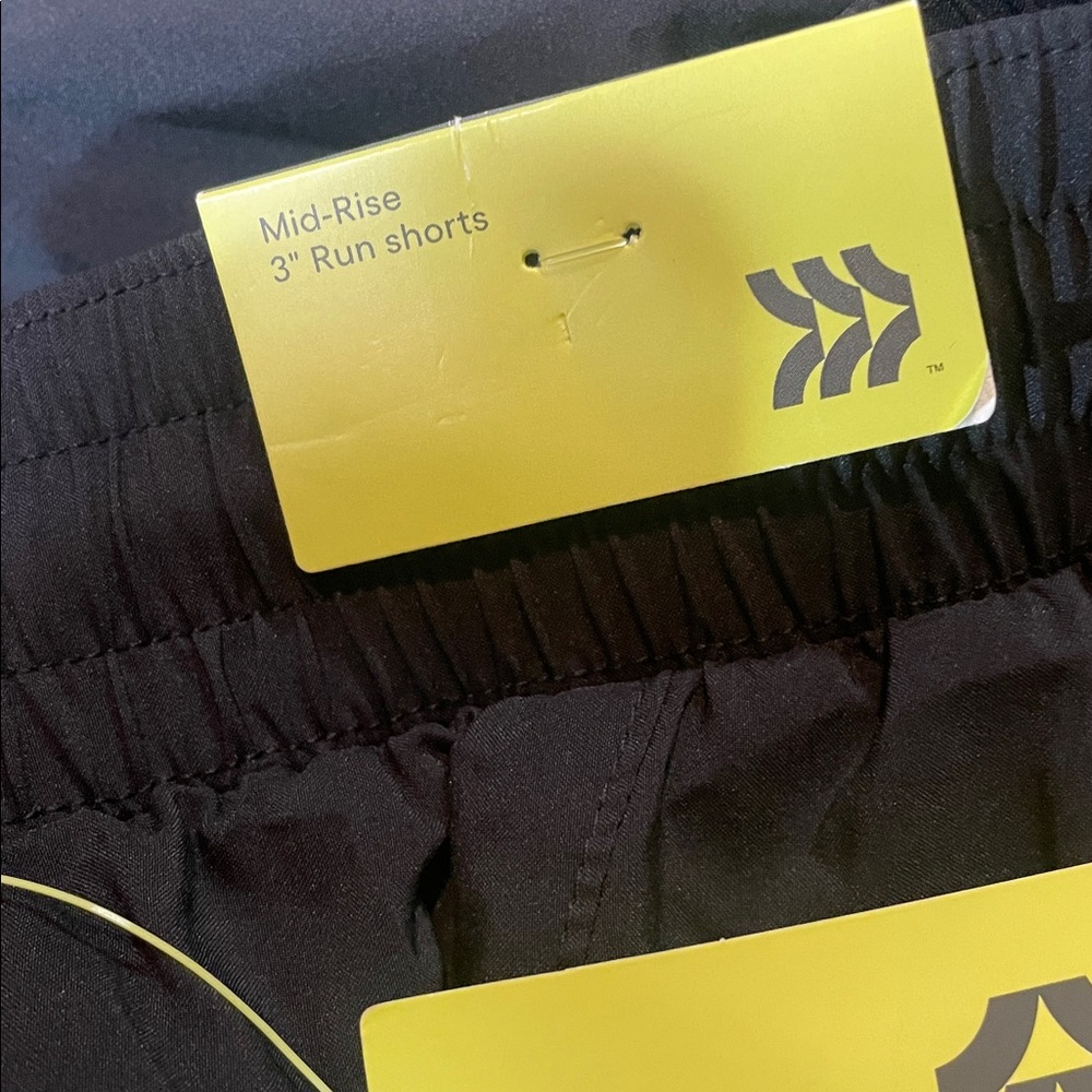 All in Motion Woman’s Lined Black Core Run Shorts Size M 3” Inseam | NWT - Picture 4 of 5